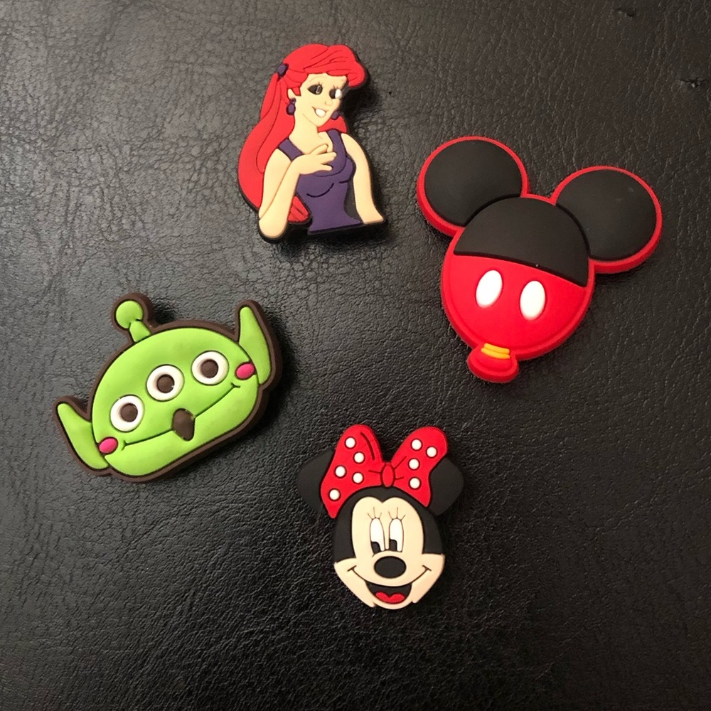 Disney✨ Crocs 🐊 Charms